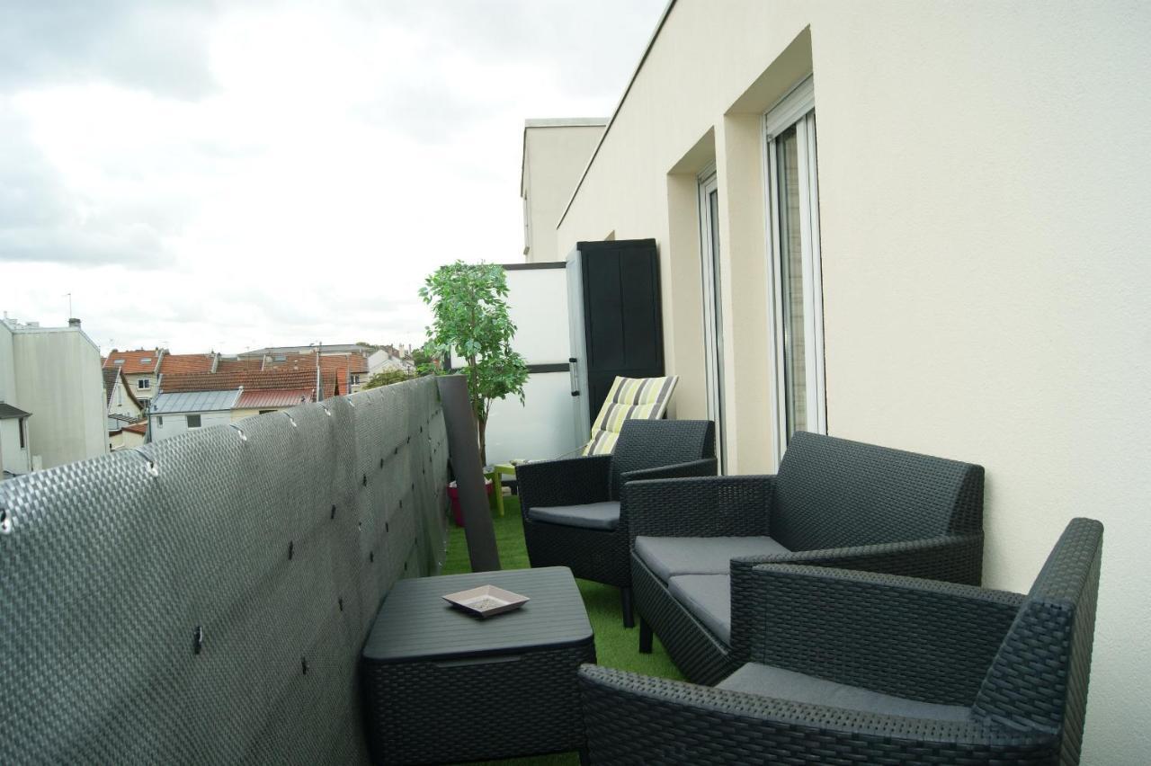 Victoria-T2-41M2-Balcon, Wifi, Linge, Produits, Menage Inclus Appartement Reims Buitenkant foto