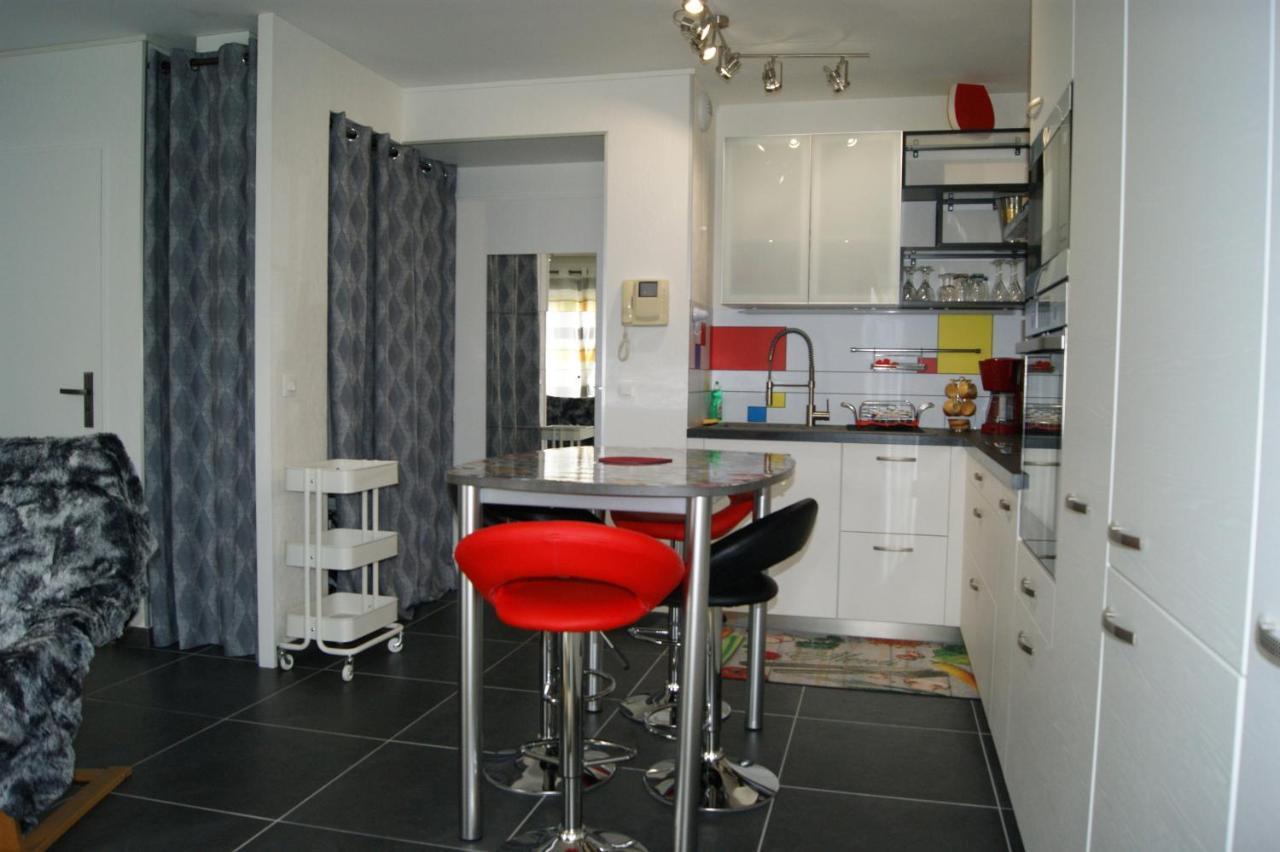 Victoria-T2-41M2-Balcon, Wifi, Linge, Produits, Menage Inclus Appartement Reims Buitenkant foto