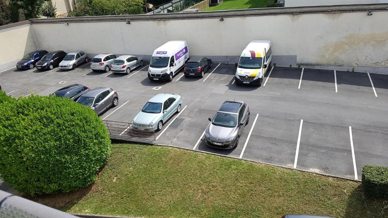 Victoria-T2-41M2-Balcon, Wifi, Linge, Produits, Menage Inclus Appartement Reims Buitenkant foto